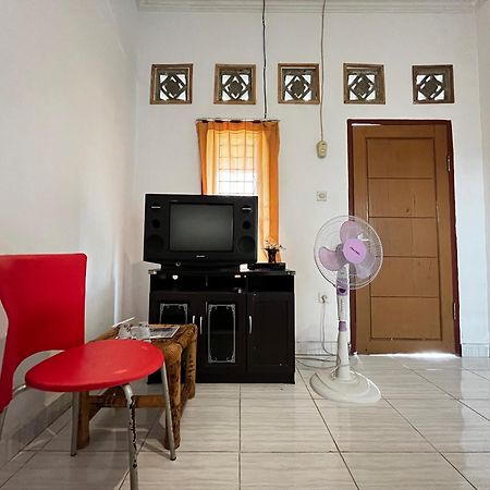 Alan'S Homestay Kuripan  Bagian luar foto