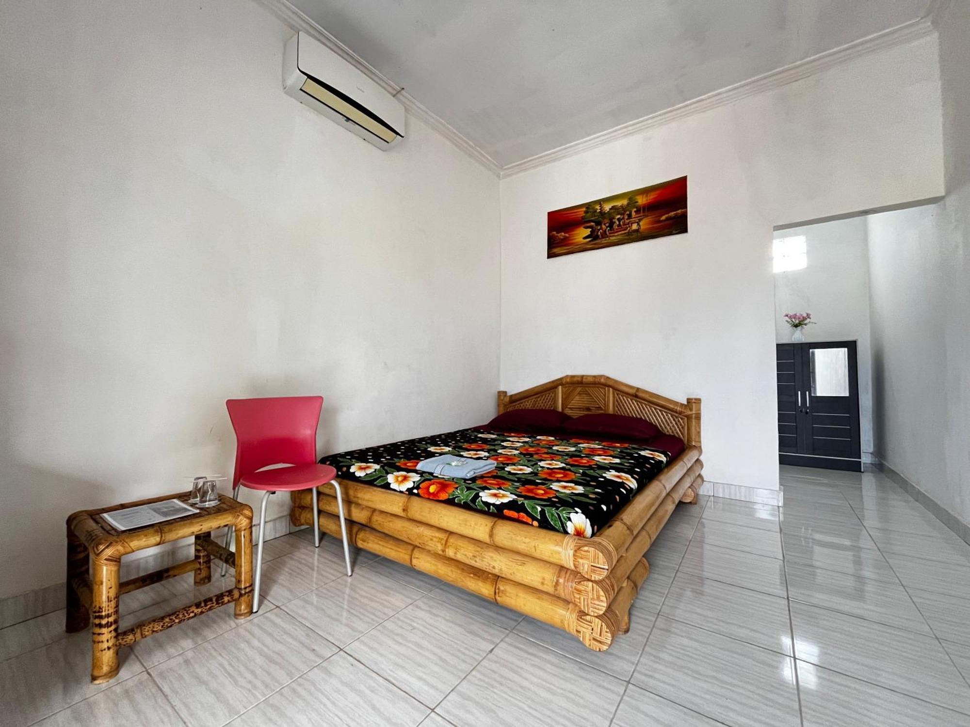 Alan'S Homestay Kuripan  Bagian luar foto